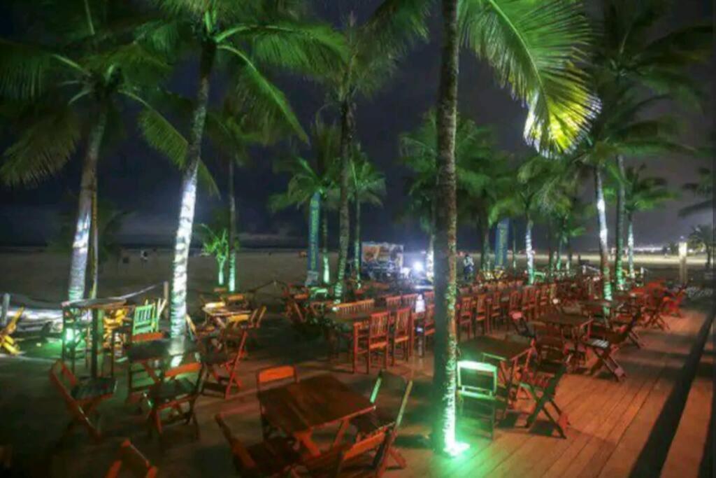 Apartamento 2 Dormitorios E Sacada Gourmet Frente Ao Mar Прая-Гранді Екстер'єр фото